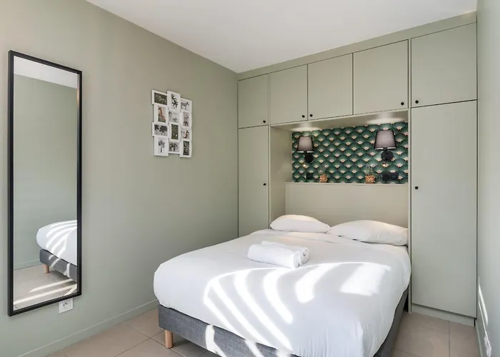 Bright Newly Refurbished