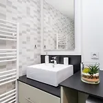 Bright Newly Refurbished * Villeurbanne